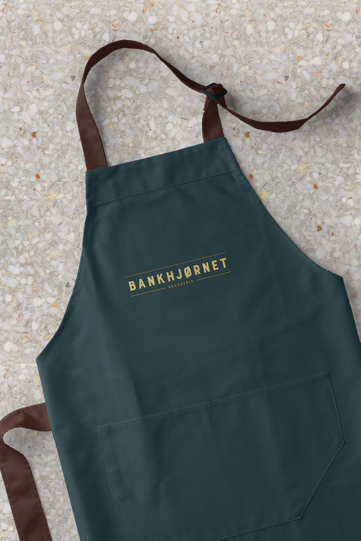 Elegant Dark Teal Apron with Brown Straps: A Stylish Choice for Modern Cafe Attire