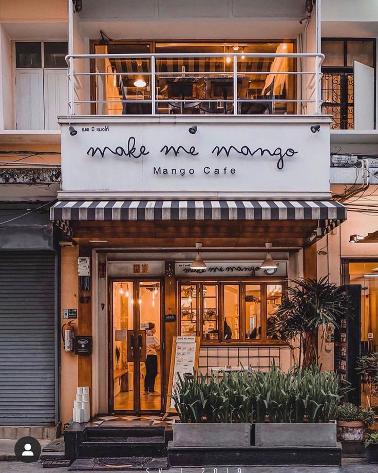 Charming Cafe with Inviting Facade and Cozy Atmosphere