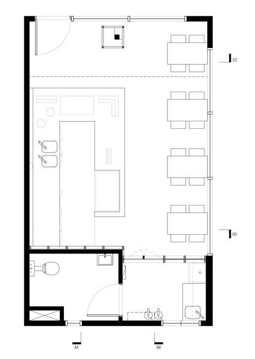 Efficient Cafe Layout Promotes Smooth Customer Experience and Accessibility