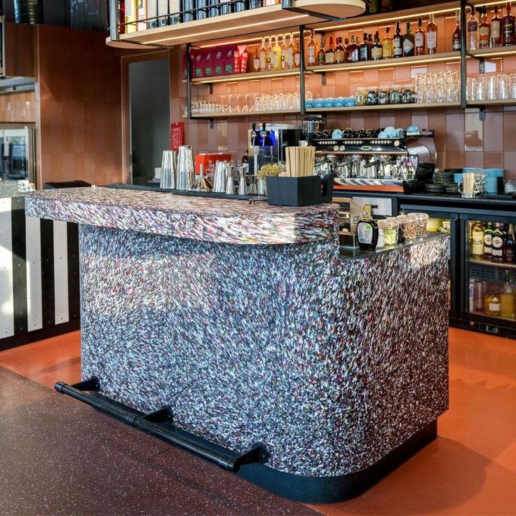 Modern Cafe Design: Striking Bar Counter and Inviting Atmosphere