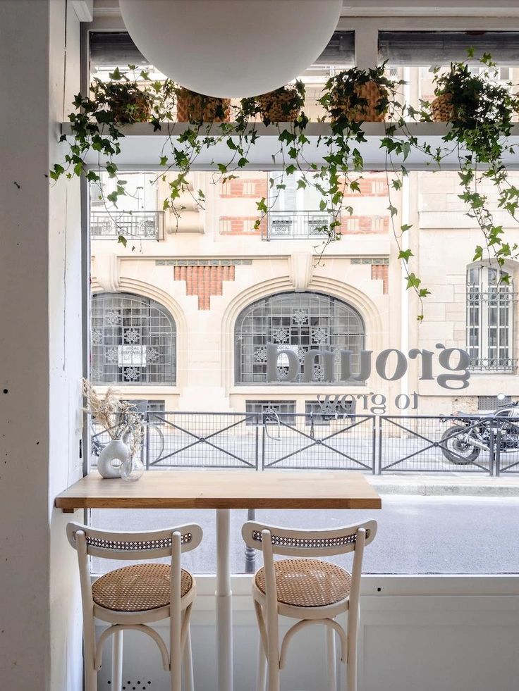 Charming Minimalist Cafe: A Bright Oasis of Style and Comfort