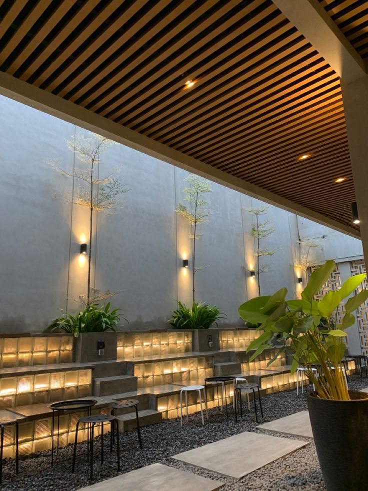 Tranquil Cafe Design Blends Nature and Modern Aesthetics for a Serene Atmosphere