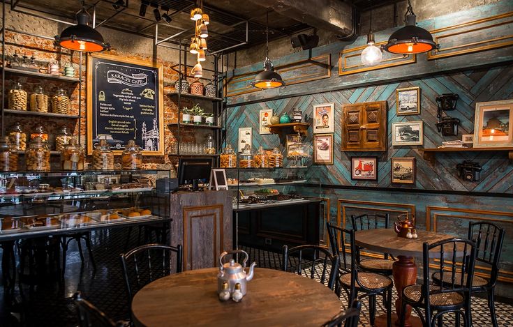 Warm and Inviting Cafe Design Blends Rustic Charm with Modern Aesthetics