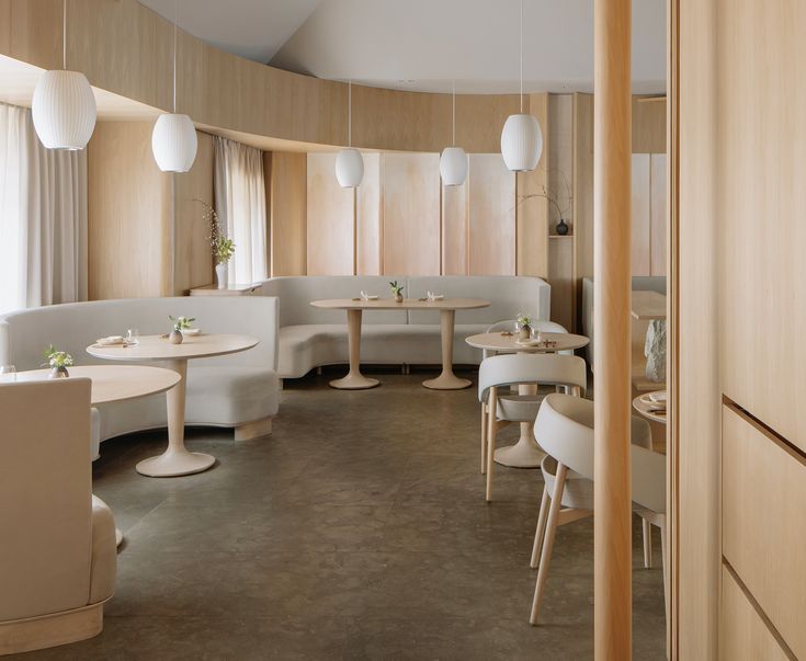 Serene Minimalist Cafe Design: A Harmonious Blend of Comfort and Modern Elegance