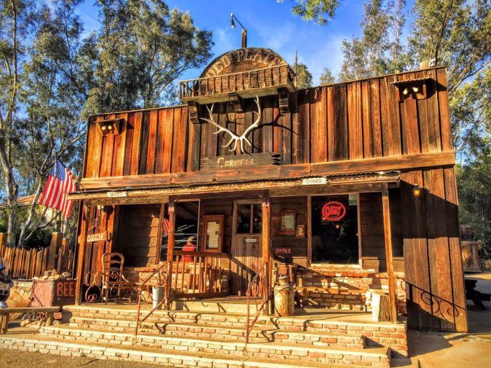 Charming Rustic Cafe: A Traditional Western Saloon-Inspired Escape