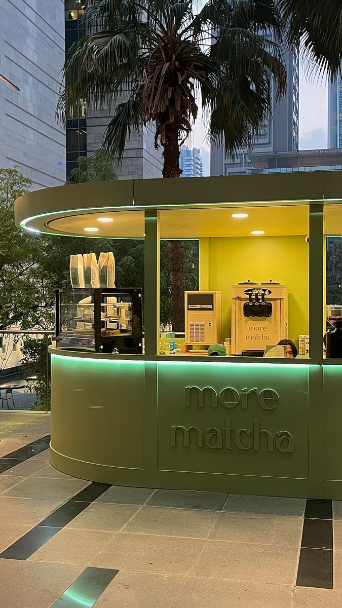 Modern Cafe Design: A Fresh, Nature-Inspired Space with Efficient Service for Matcha Enjoyment