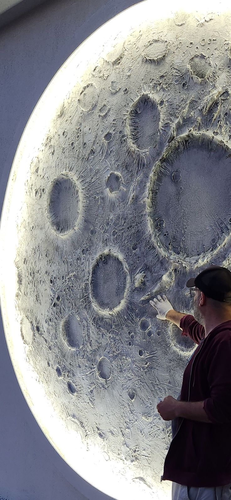 Cafe Design Showcases Illuminated Lunar Mural for a Unique, Cozy Atmosphere