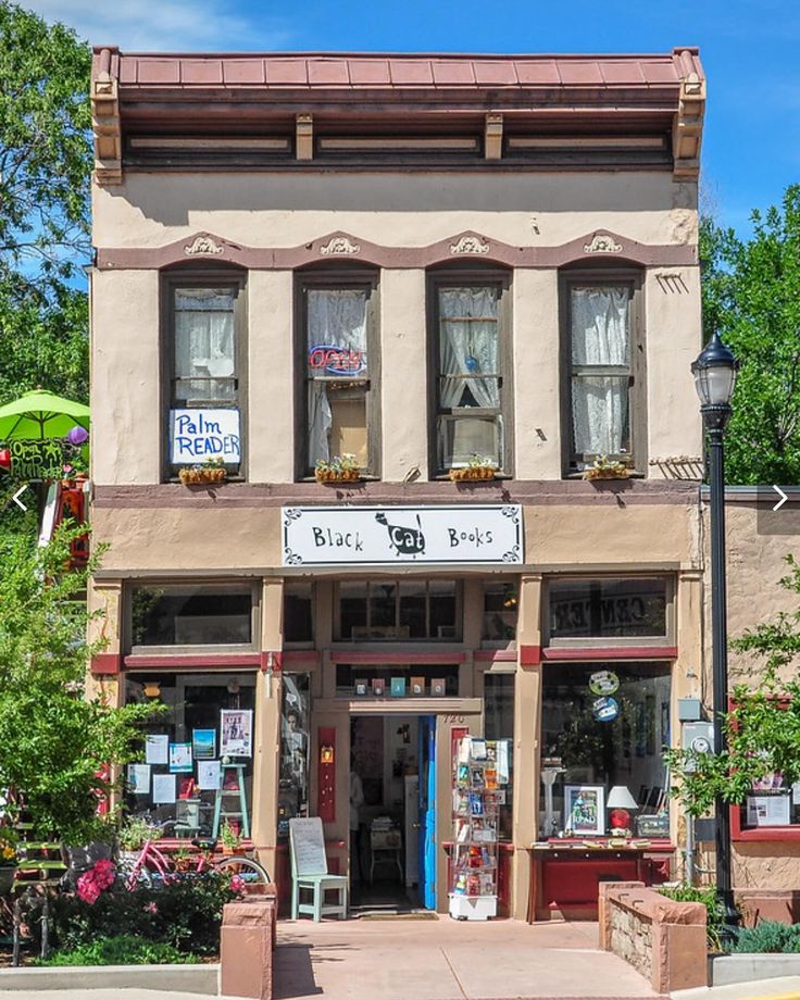 Charming Cafe Design Blends Literary and Artistic Elements for an Inviting Community Space