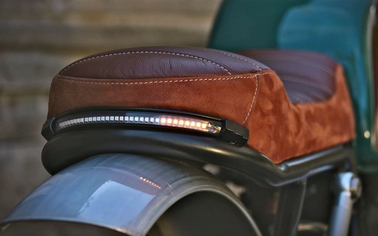 Stylish Motorcycle Seat: A Fusion of Modern Design and Classic Elegance