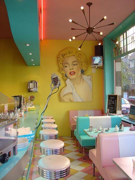 Vibrant Cafe Design Balances Nostalgia and Cheerful Atmosphere