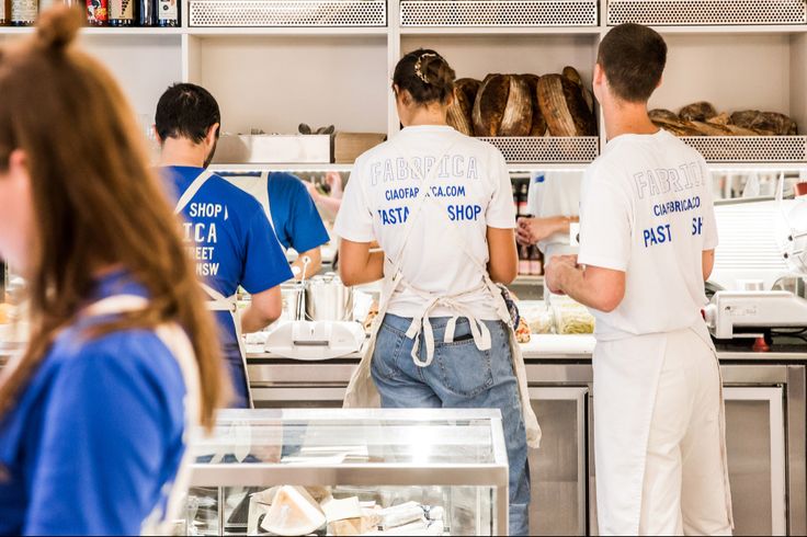 Modern Cafe Design: An Inviting Space for Fresh Offerings and Customer Engagement