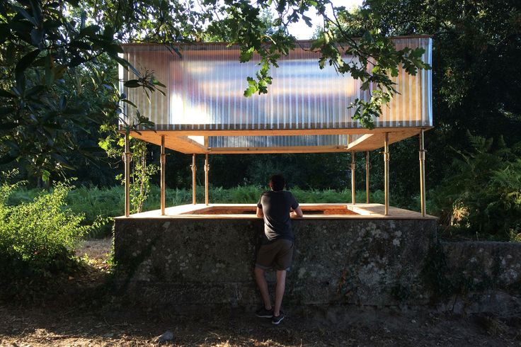 Tranquil Minimalist Cafe Design Seamlessly Integrates with Nature