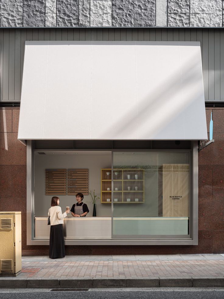 Minimalist Cafe Design: A Harmonious Blend of Modern Aesthetics and Warmth