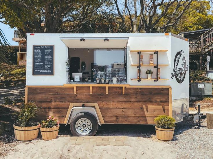 Charming Cafe Design Blends Modern and Rustic Elements with Inviting Food Truck Aesthetic