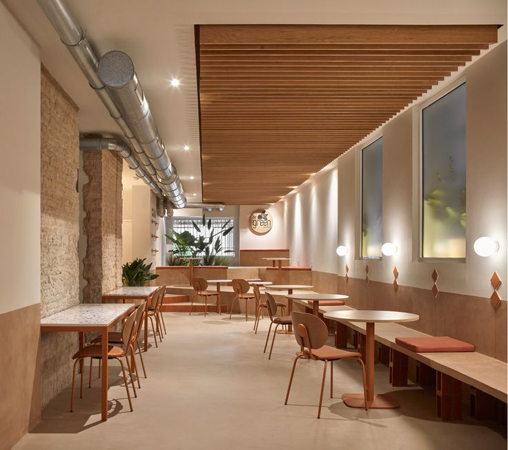 Contemporary Cafe Design: A Harmonious Blend of Warmth, Functionality, and Aesthetics