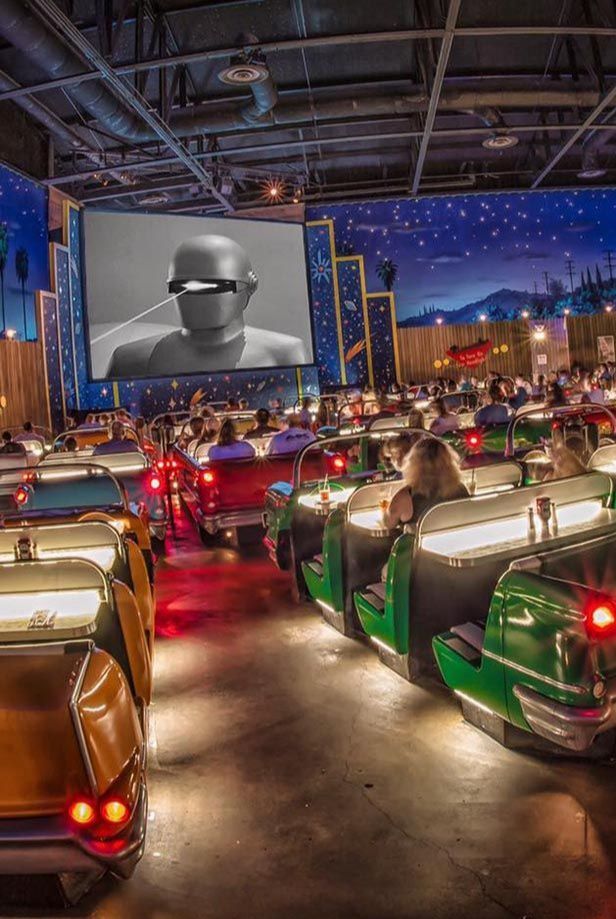 Retro Drive-In Theater Cafe: An Immersive Dining Experience with Car-Shaped Booths and Classic Films