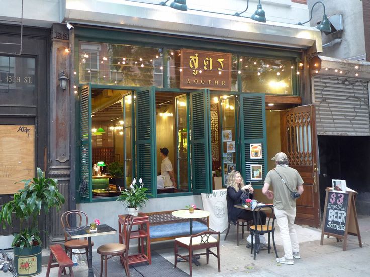 Charming Cafe with Inviting Atmosphere and Enticing Outdoor Seating