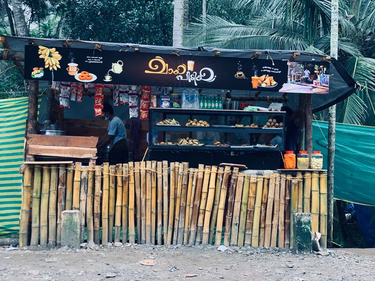 Rustic Bamboo Cafe Design: A Cozy Eatery Harmonizing with Nature